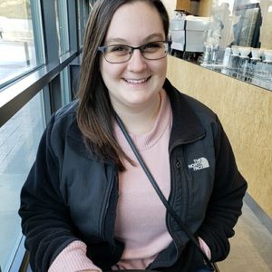 Meet your Posher, Amanda